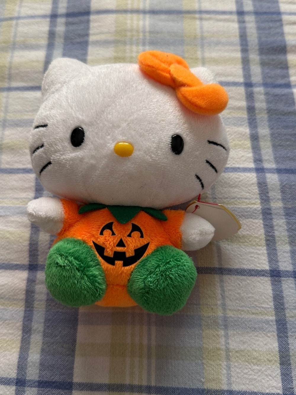 Hello Kitty x Ty Beanie Baby Pumpkin Halloween Plush Toy
